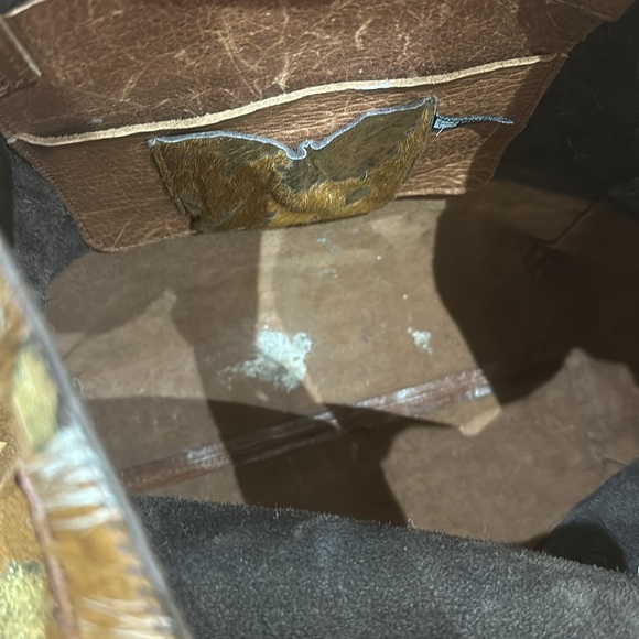 Brave 1992 brown, cream and gold cow hide bag. Like new. Perfect bag - Picture 6 of 8